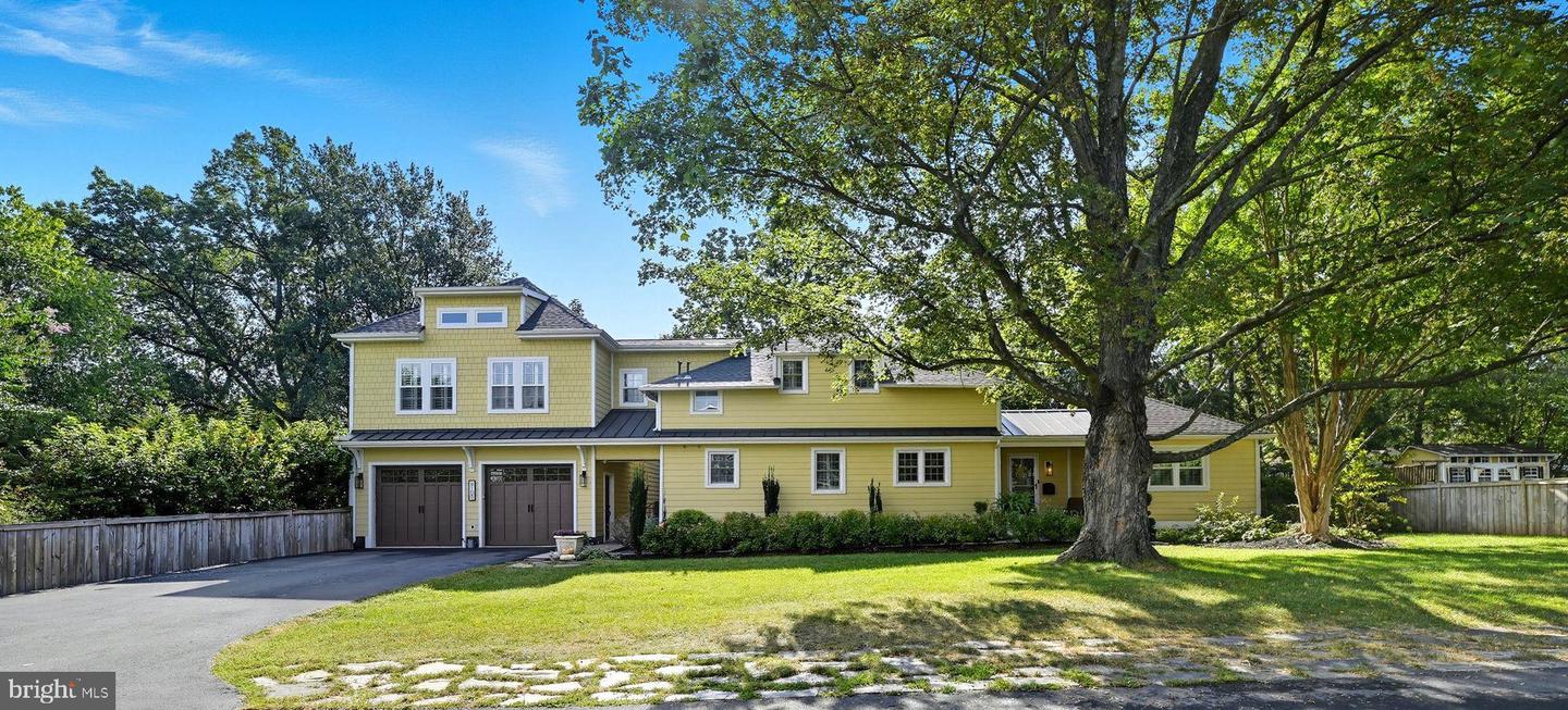 9105 Ewell Street, Manassas