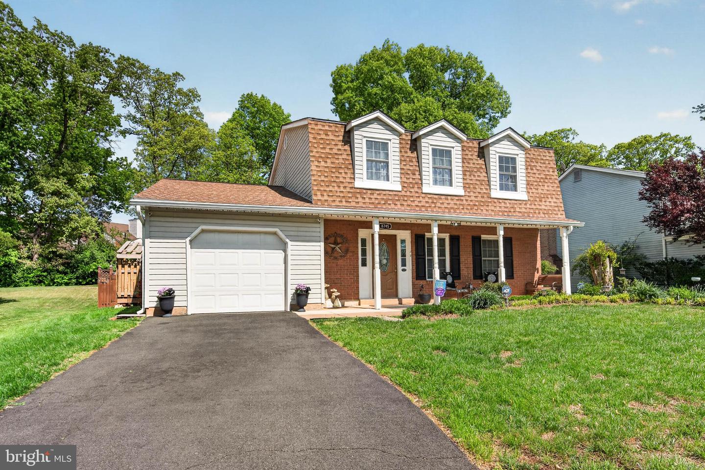 8745 Country Lane, Manassas
