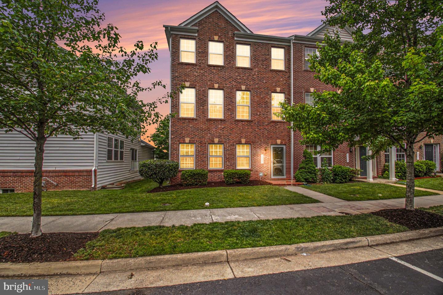 9967 Leander Lane, Manassas