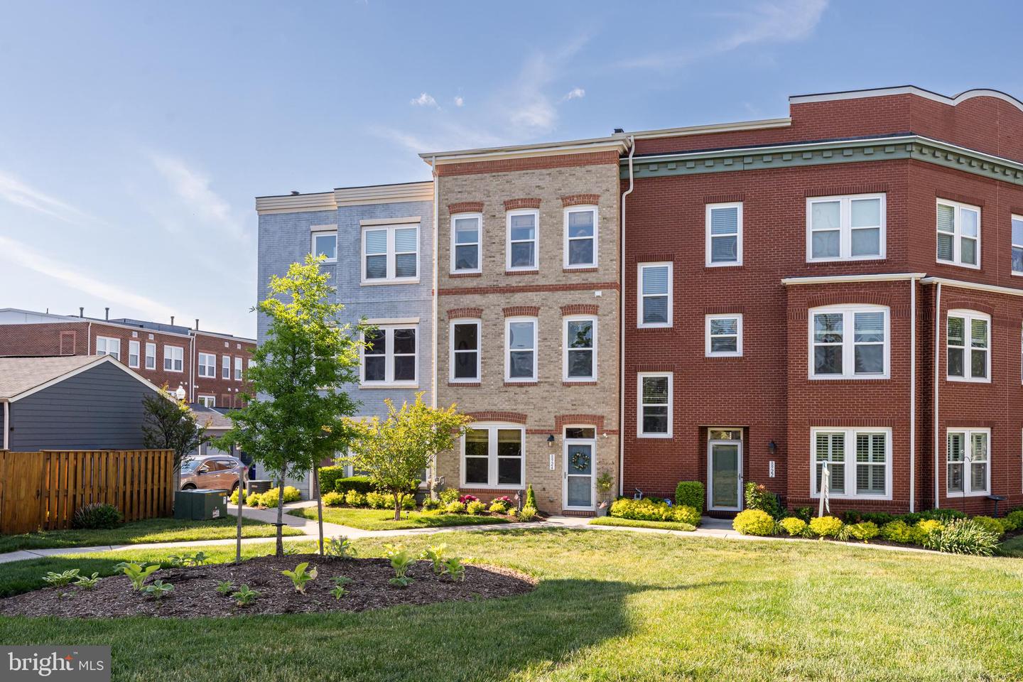8924 Center Street, Manassas