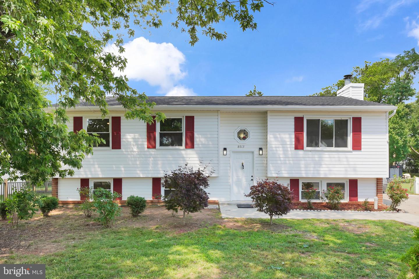 8613 Weems Road, Manassas