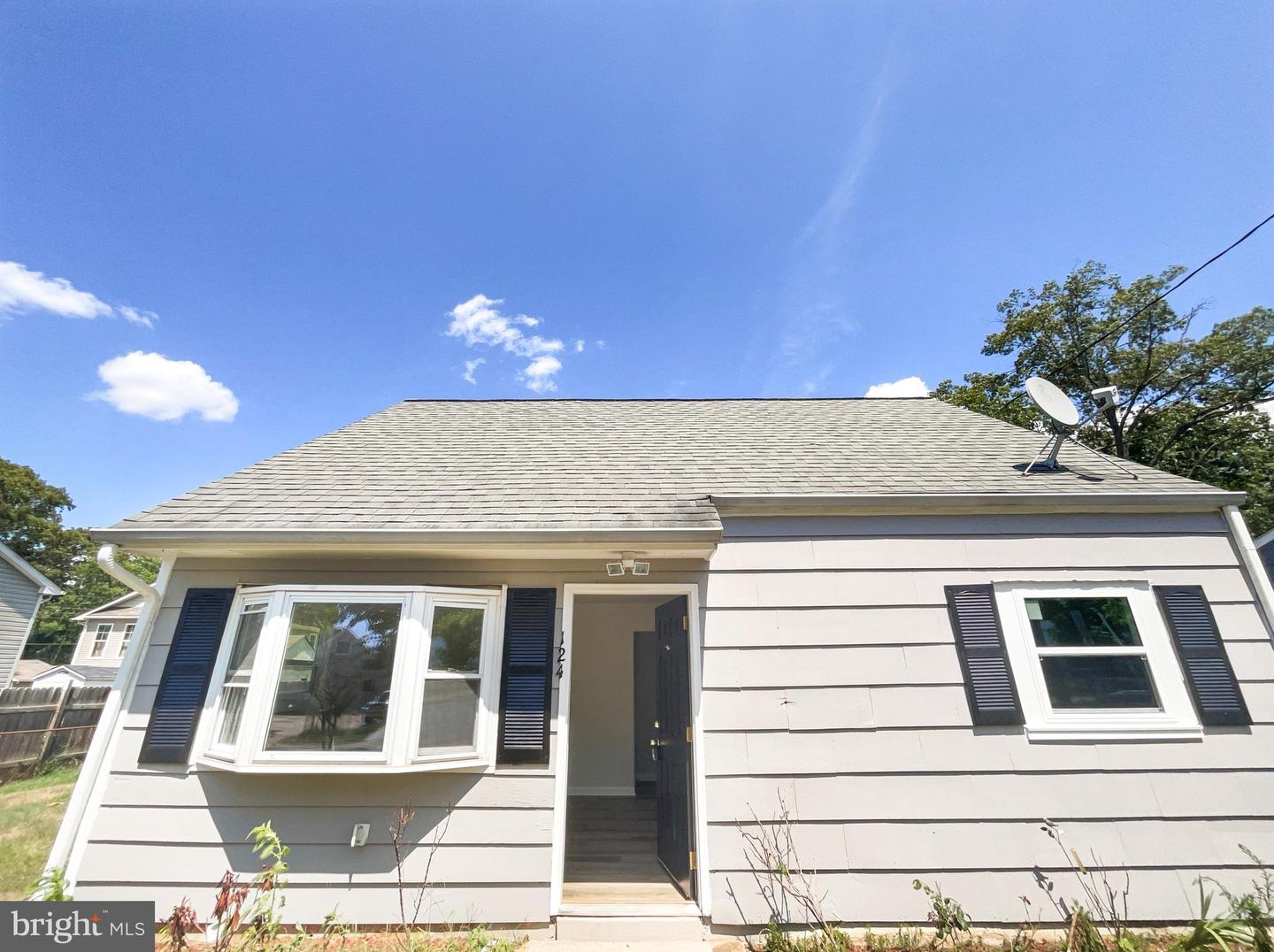 124 Walden Street, Manassas Park