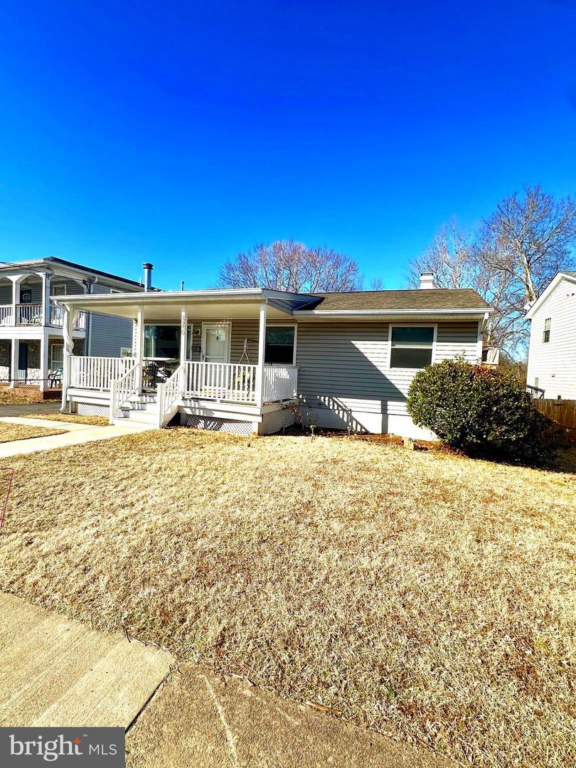 346 Manassas Drive, Manassas Park