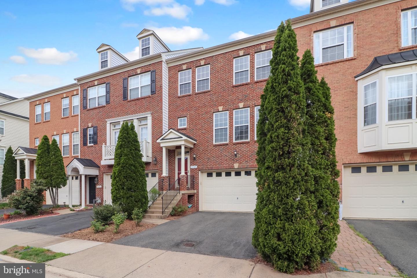 9784 Corbett Place, Manassas Park