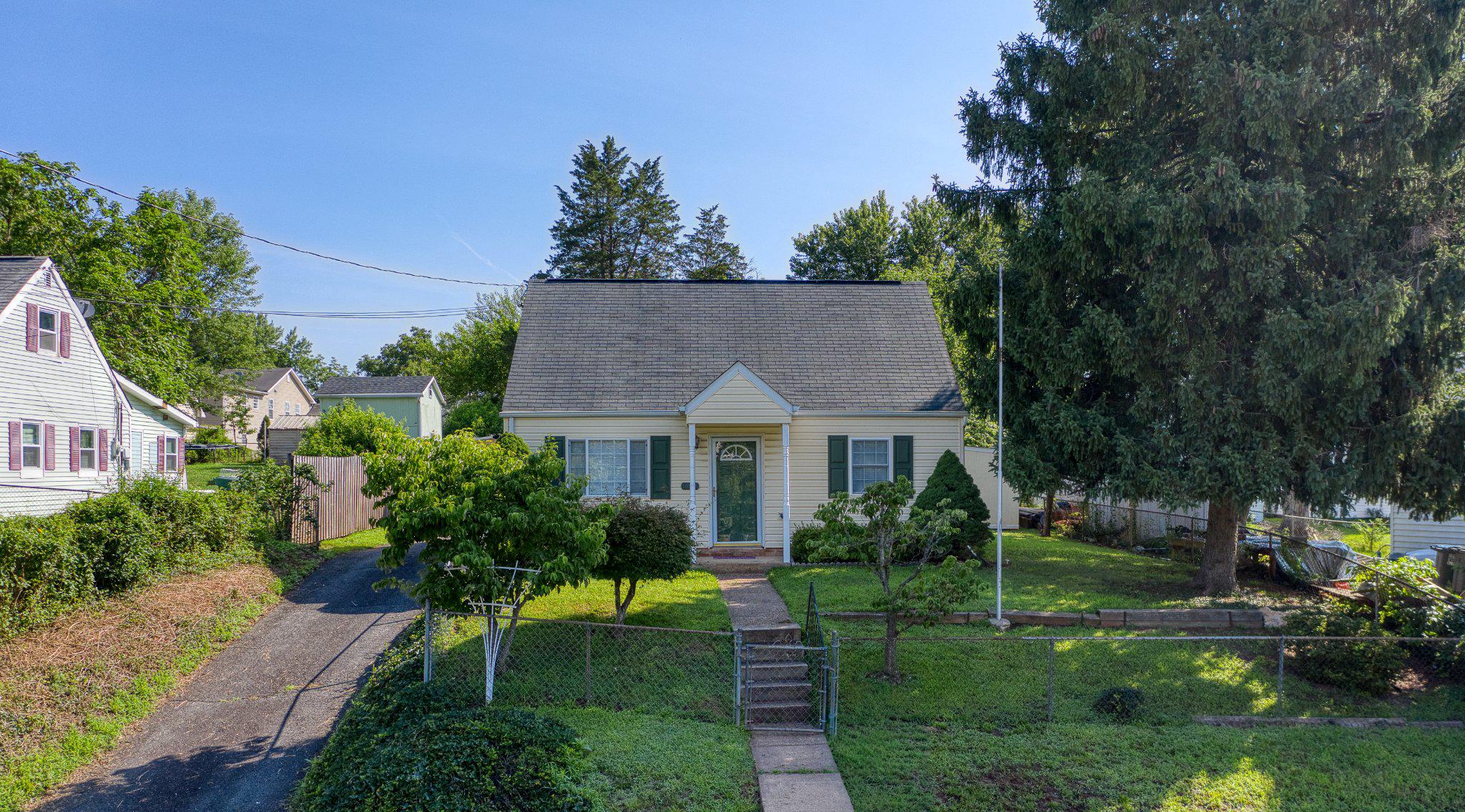 192 Cabbel Drive