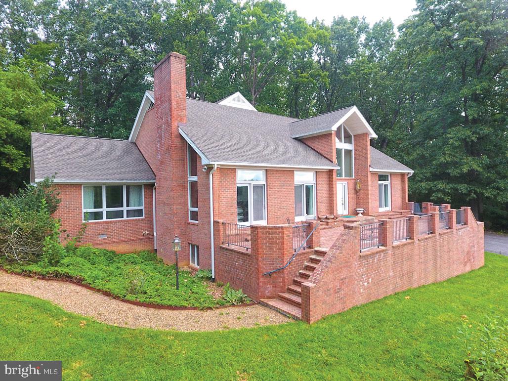 1505 Highland Circle, Blacksburg