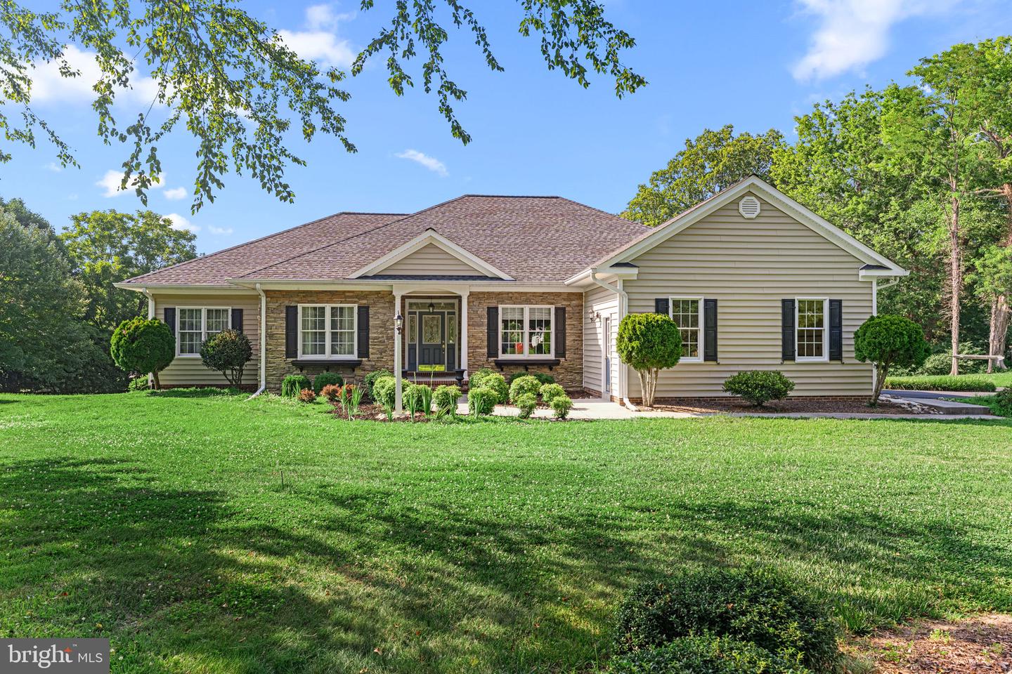 29 Bobwhite Lane, Locust Hill