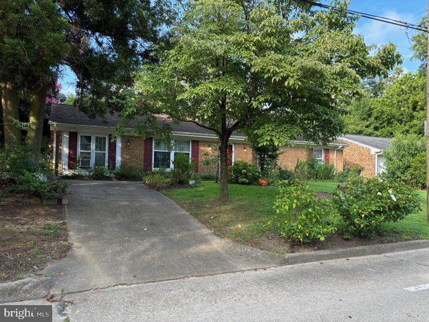 125 W Bay Avenue W, Norfolk