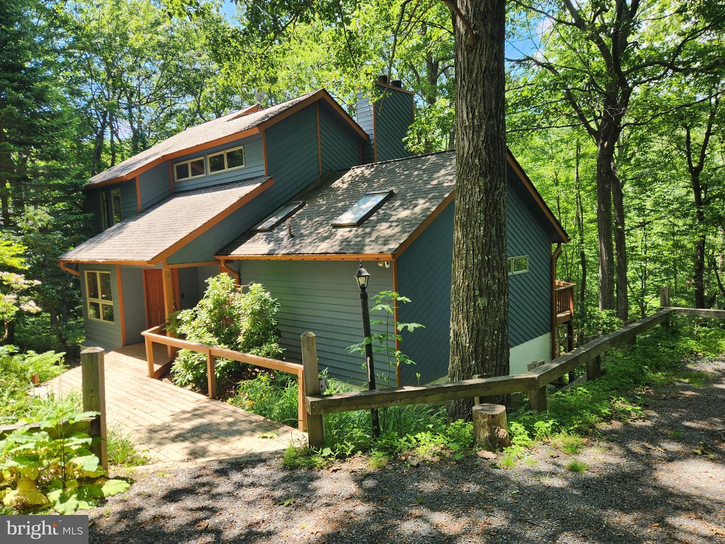 21 Split Rock Trail, Roseland