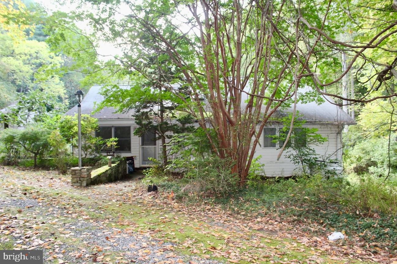 25 Falling Springs Drive, Afton