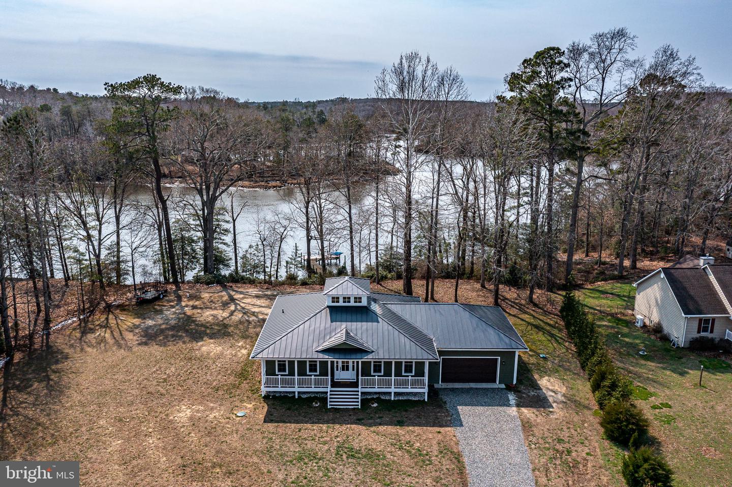 1366 Steamboat La, Heathsville