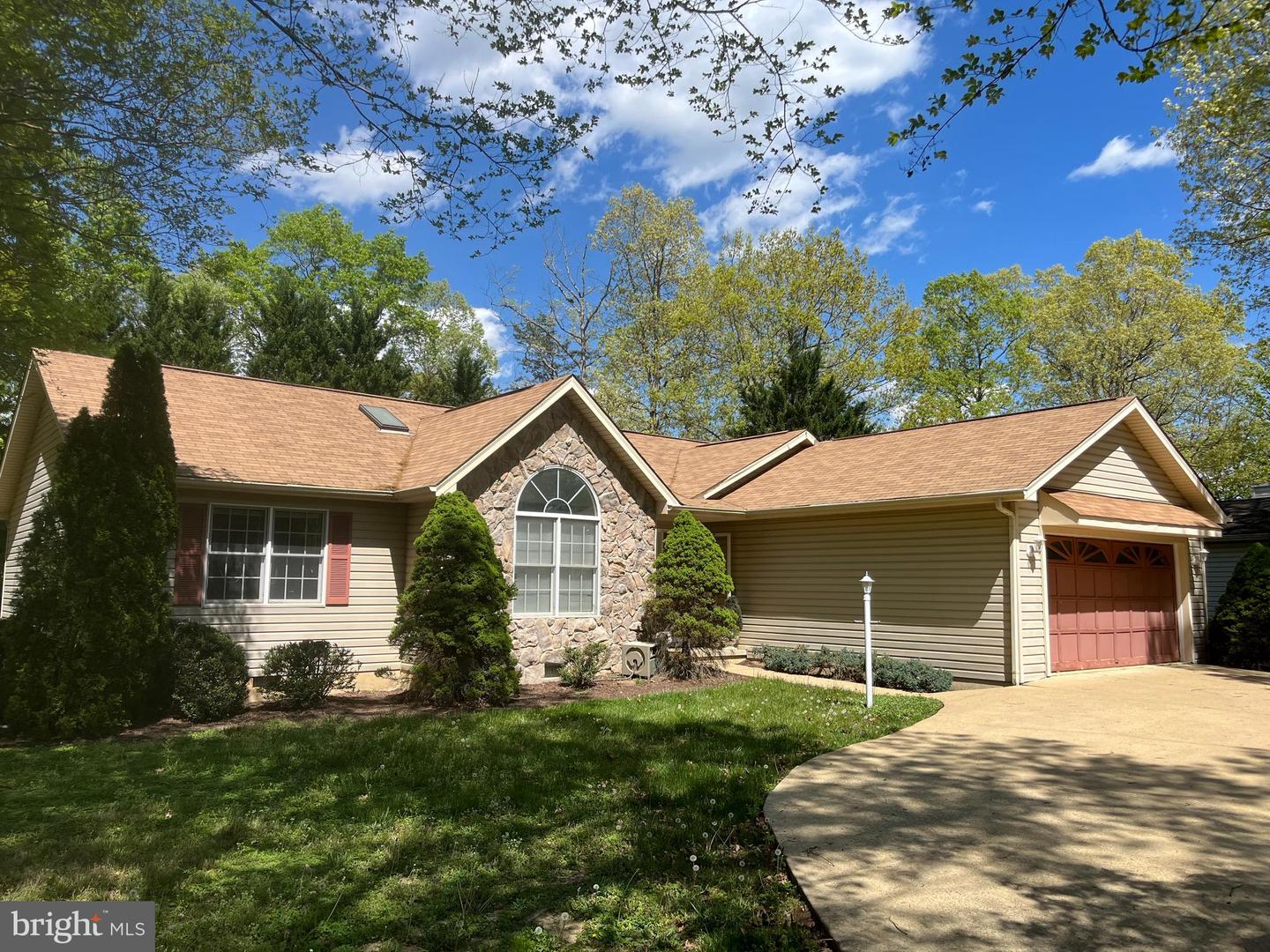 521 Mt Pleasant Drive, Locust Grove