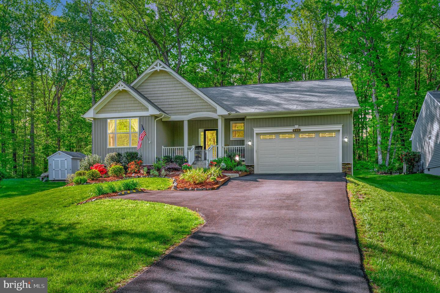 846 Confederate Drive, Locust Grove