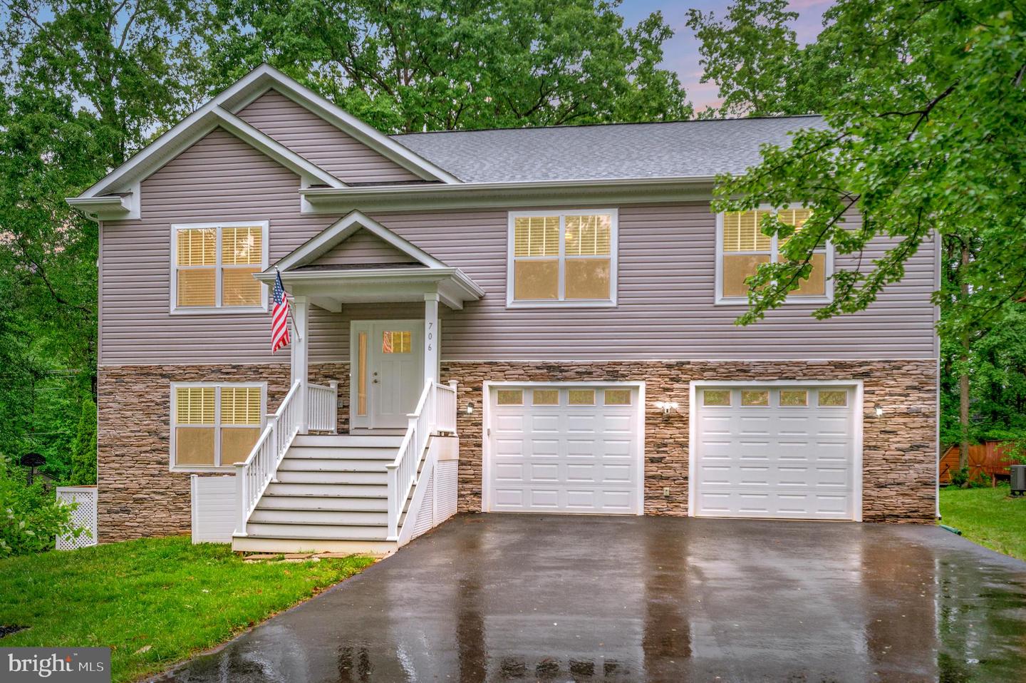 706 Lakeview Parkway, Locust Grove