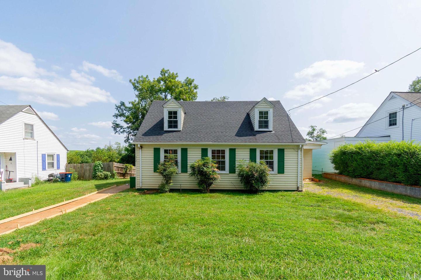 312 Jefferson St, Orange