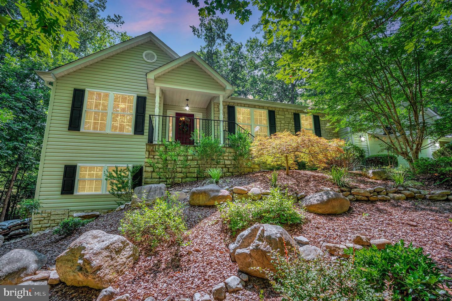 142 Larkspur Lane, Locust Grove