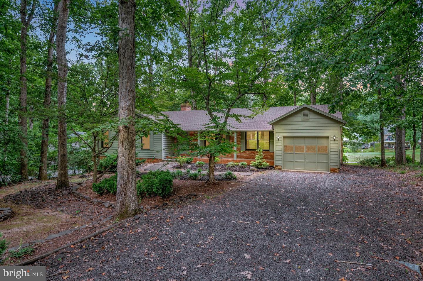 106 Cumberland Circle, Locust Grove
