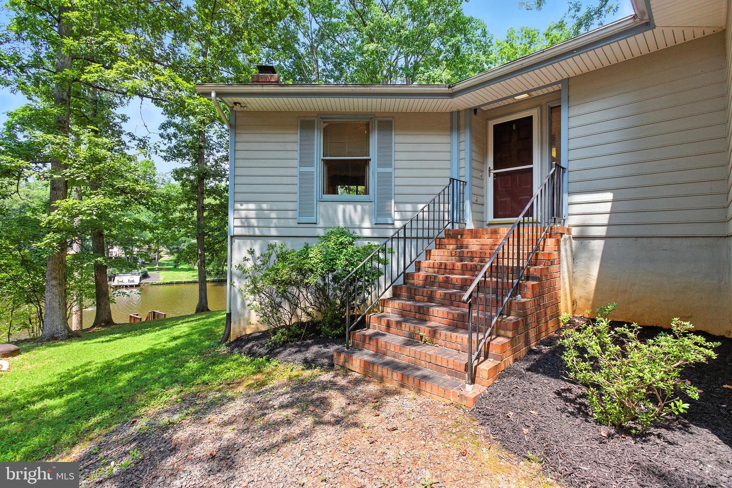 119 Larkspur Lane, Locust Grove