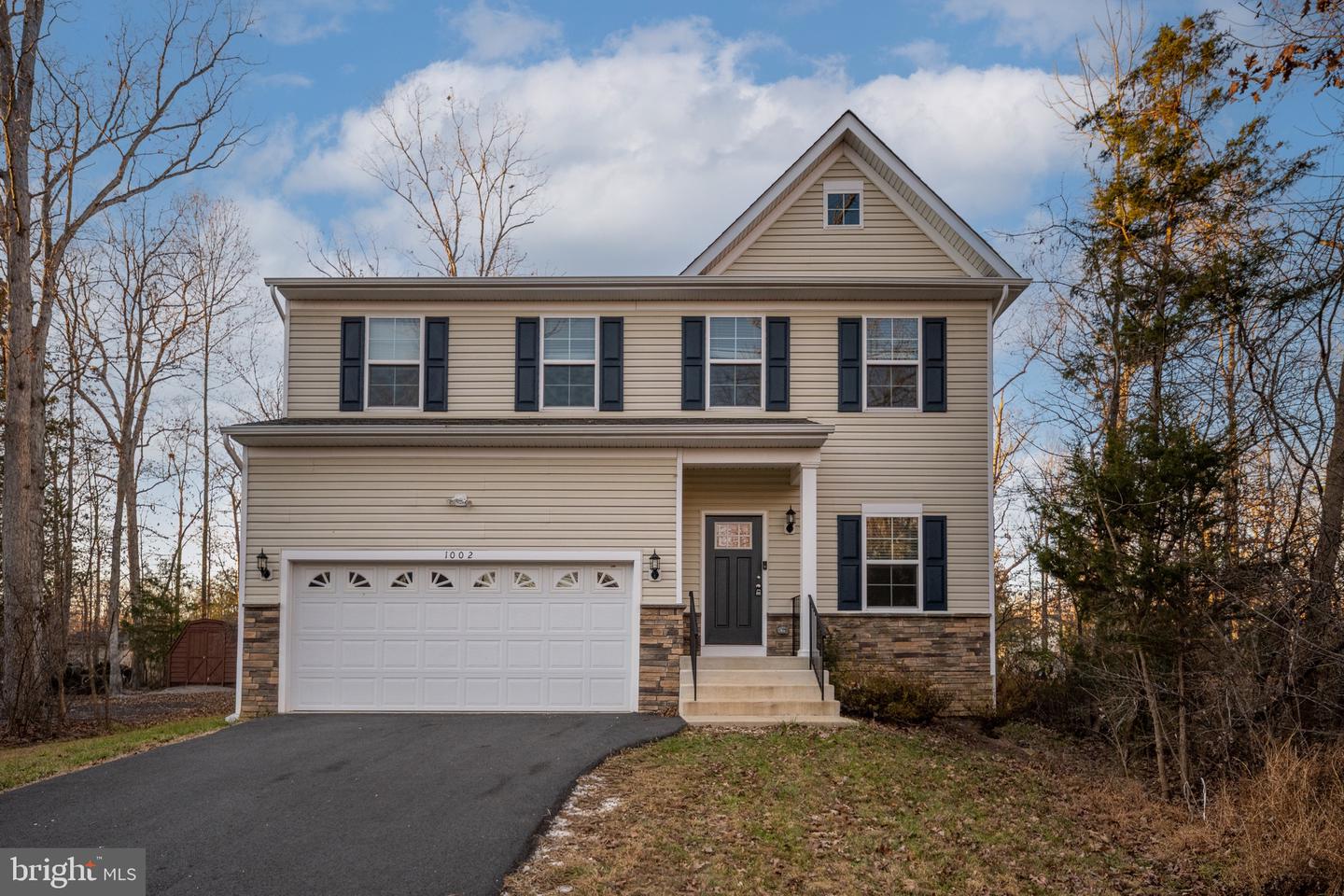 1002 Lakeview Parkway, Locust Grove