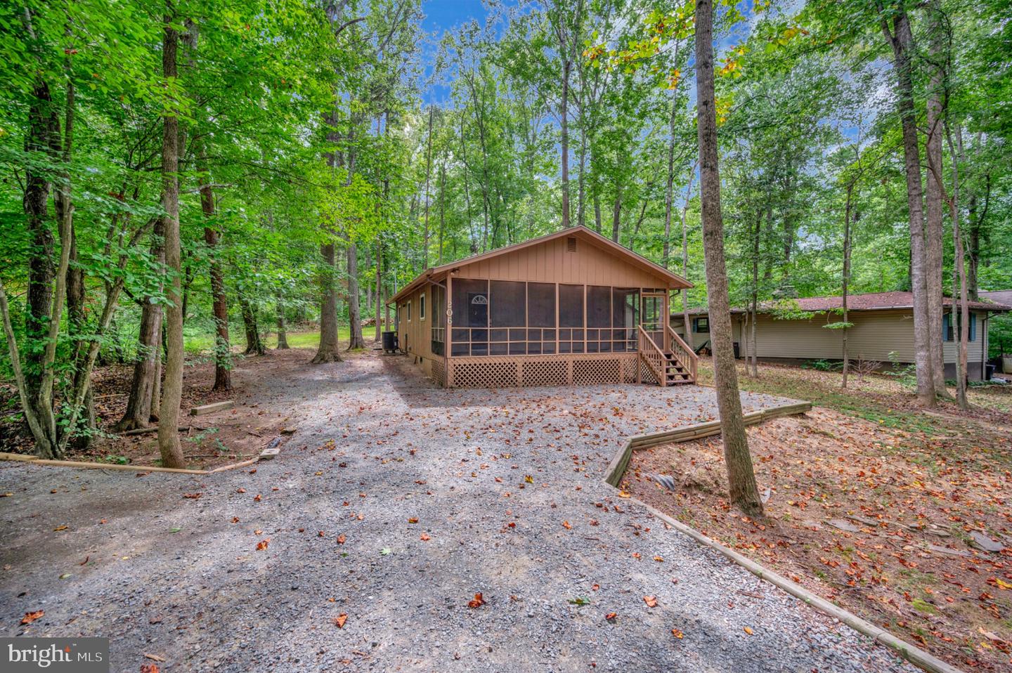 206 Stratford Circle, Locust Grove