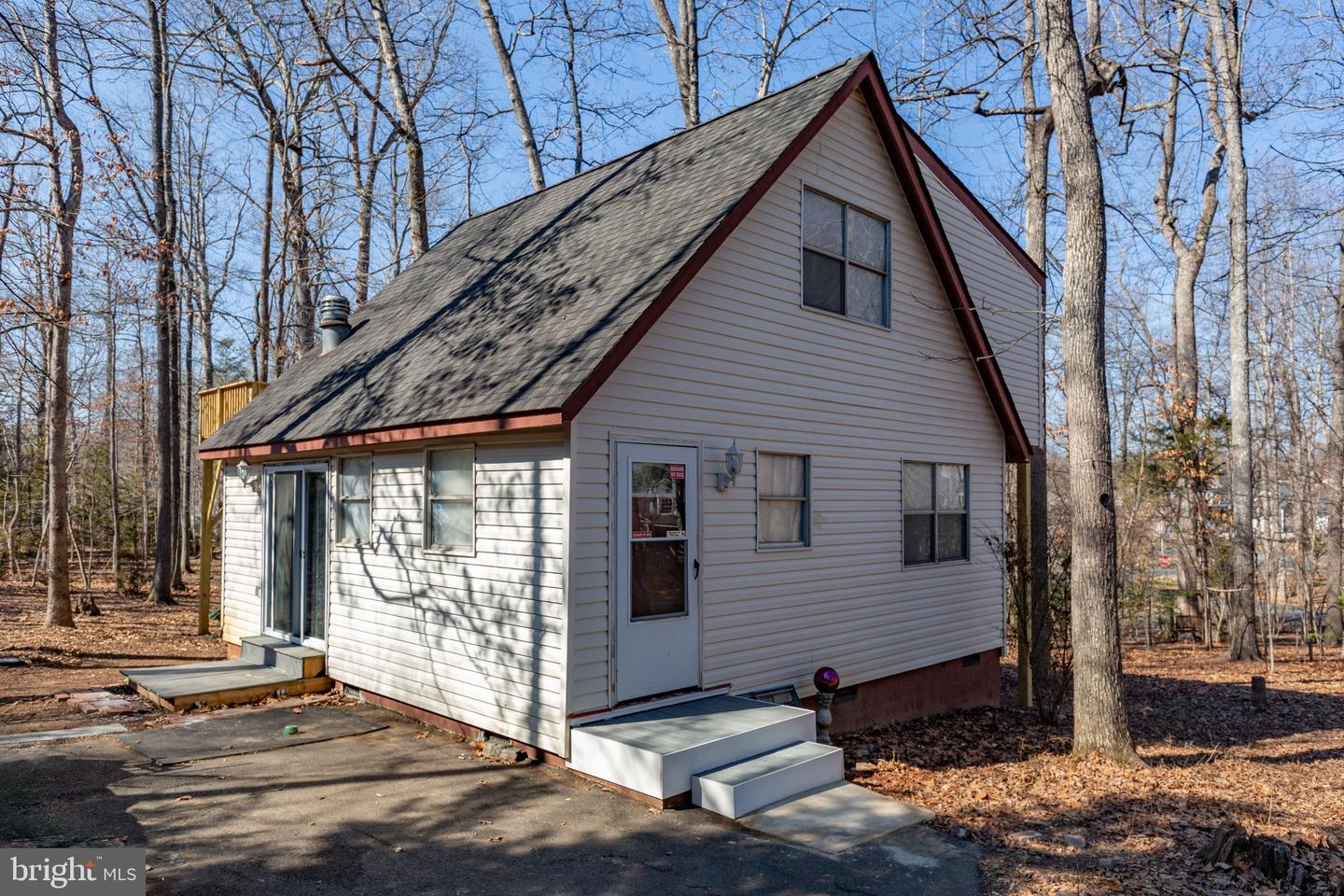 104 Monticello Circle
