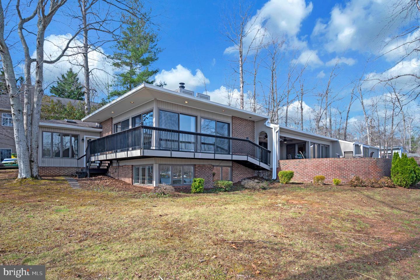 104 Spring Grove Lane, Locust Grove