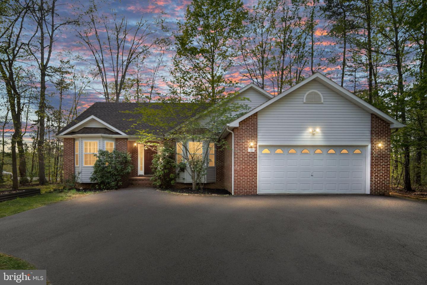 109 Cedar Court, Locust Grove