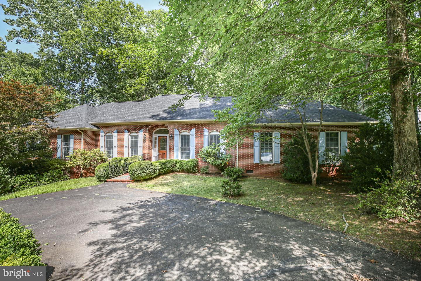 201 Green St
