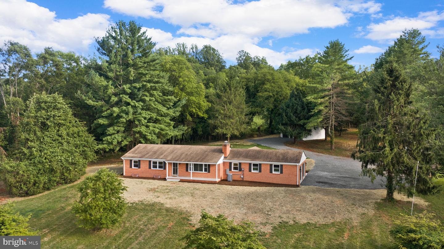 9271 Little Skyline Drive