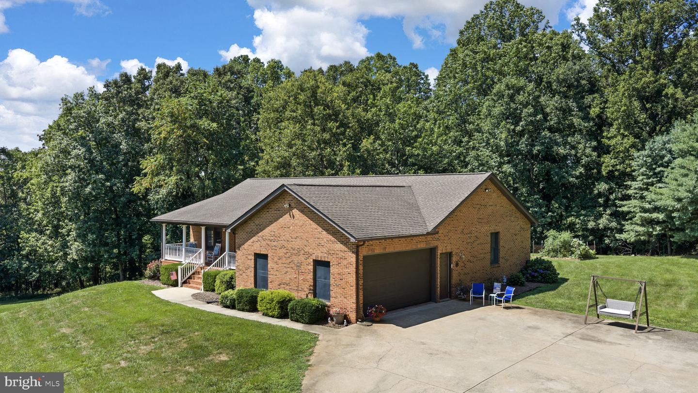 8350 Rapidan Hunt Lane