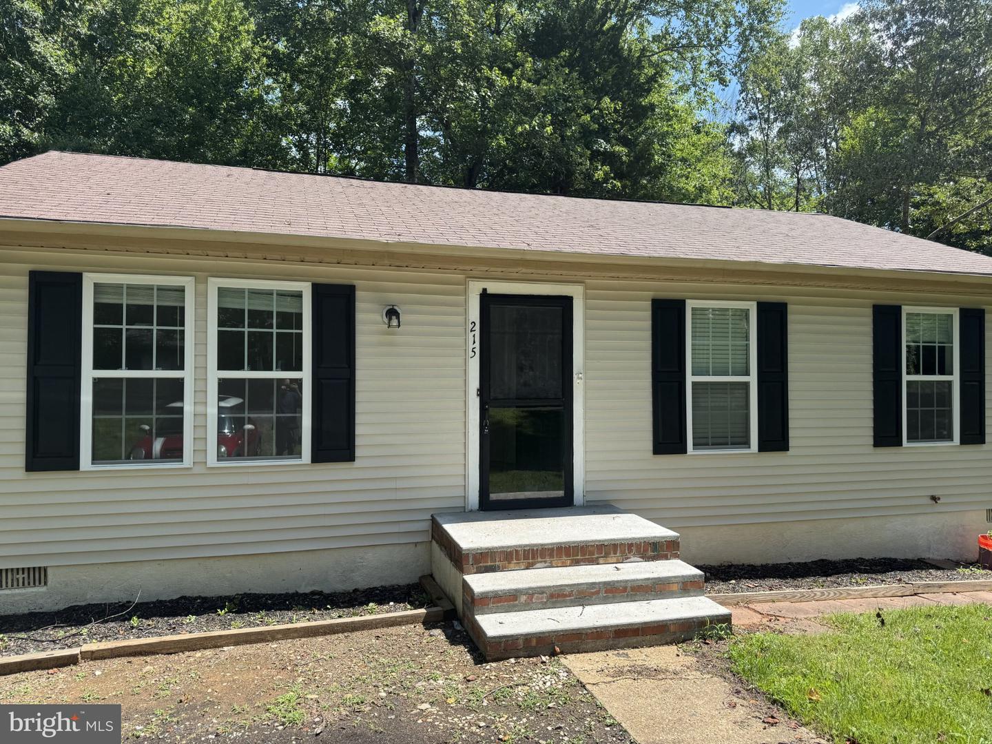 215 Spotswood Road