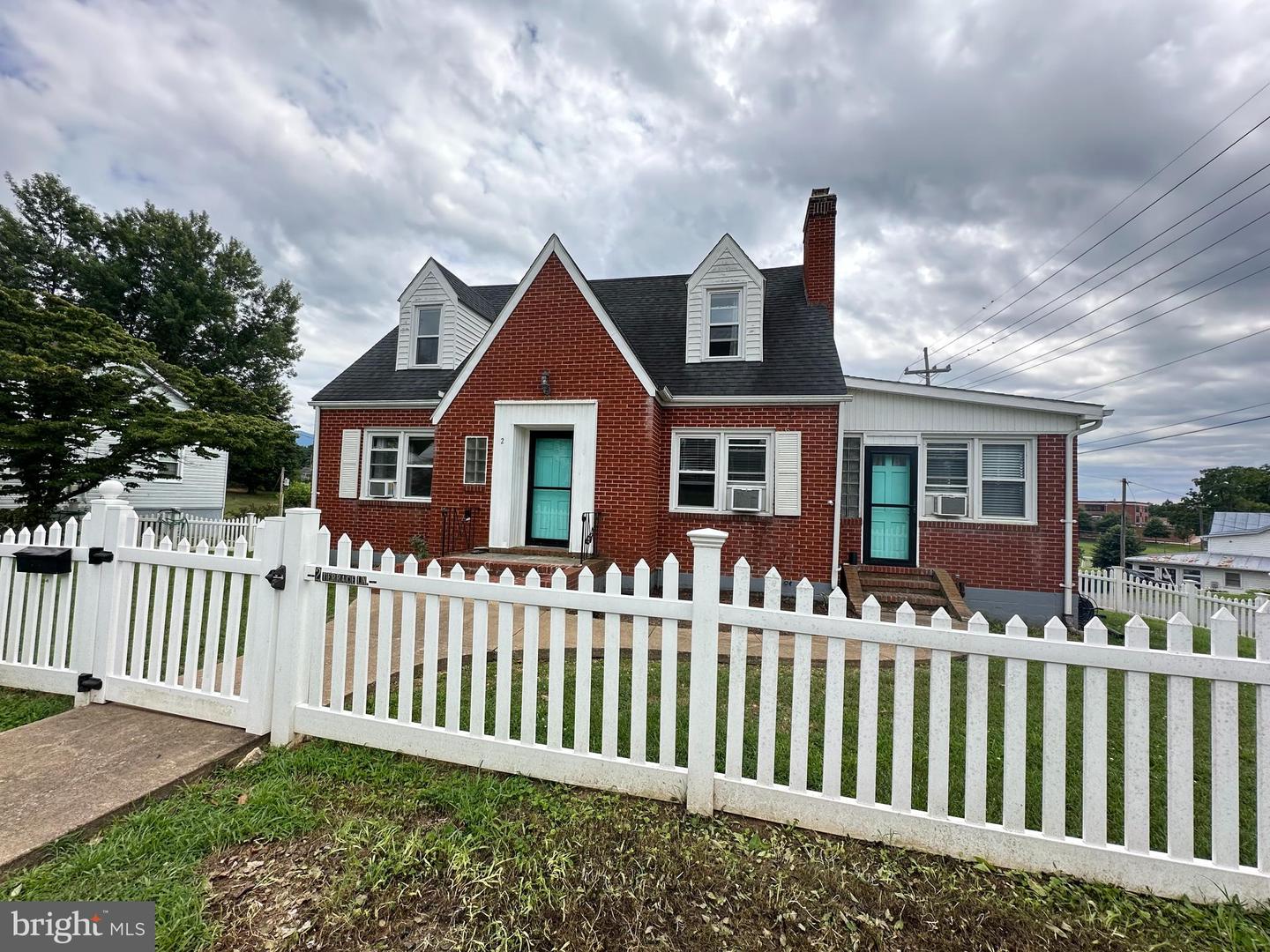 2 Terrace Lane