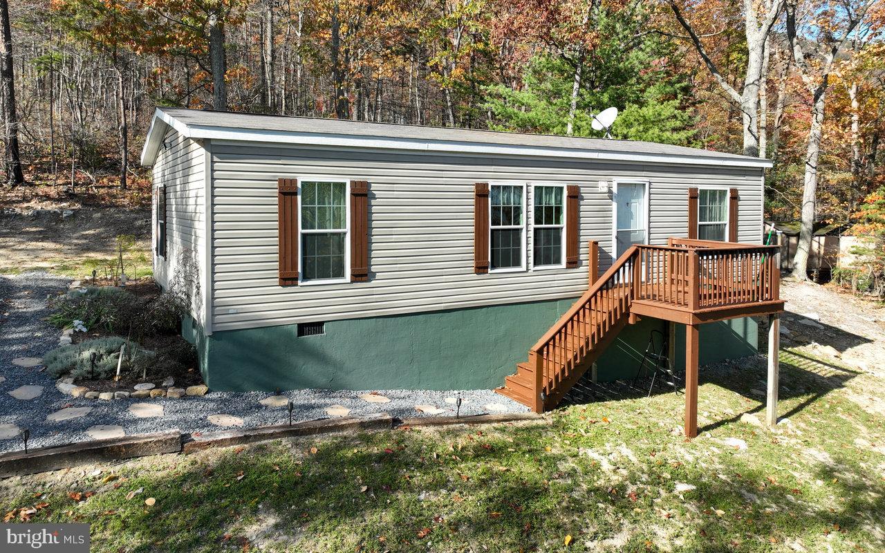 187 Holly Hill Road, Luray