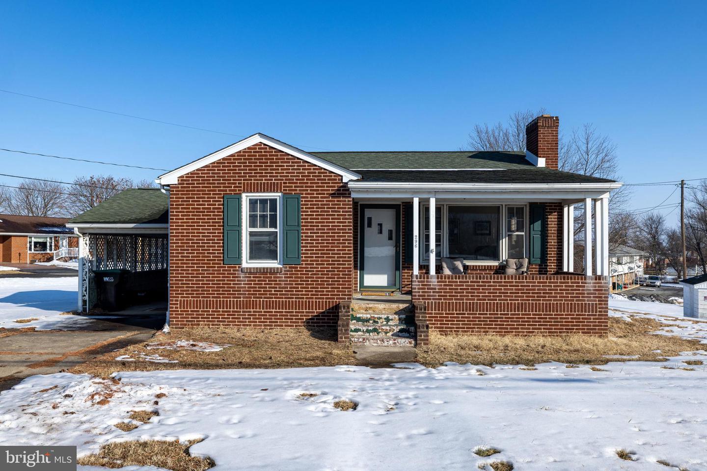 296 W Main Street, Stanley