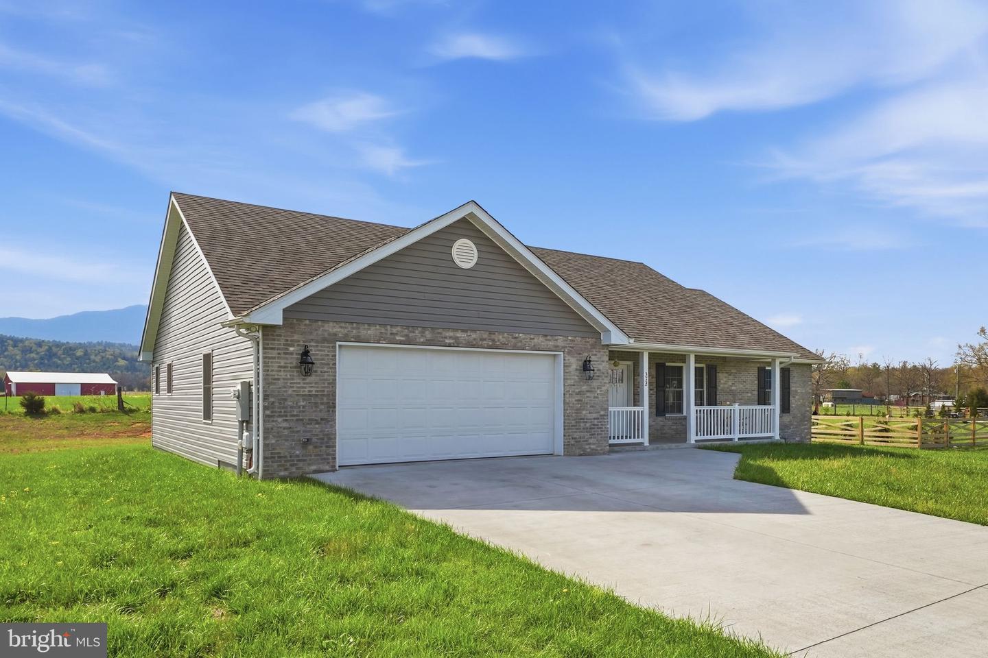 133 Arthur Lane, Luray