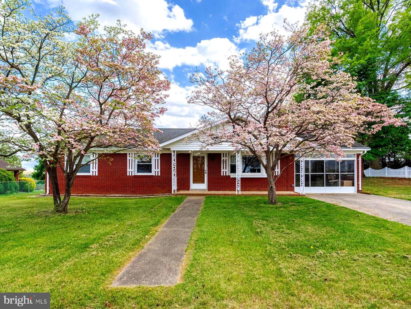 25 Woodland Park Drive, Luray