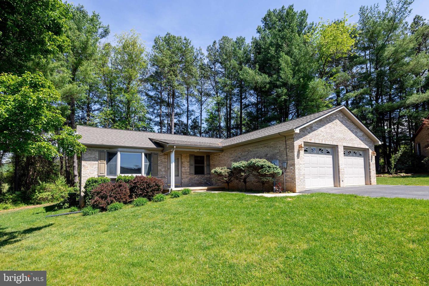7 Blue Ridge Court, Luray