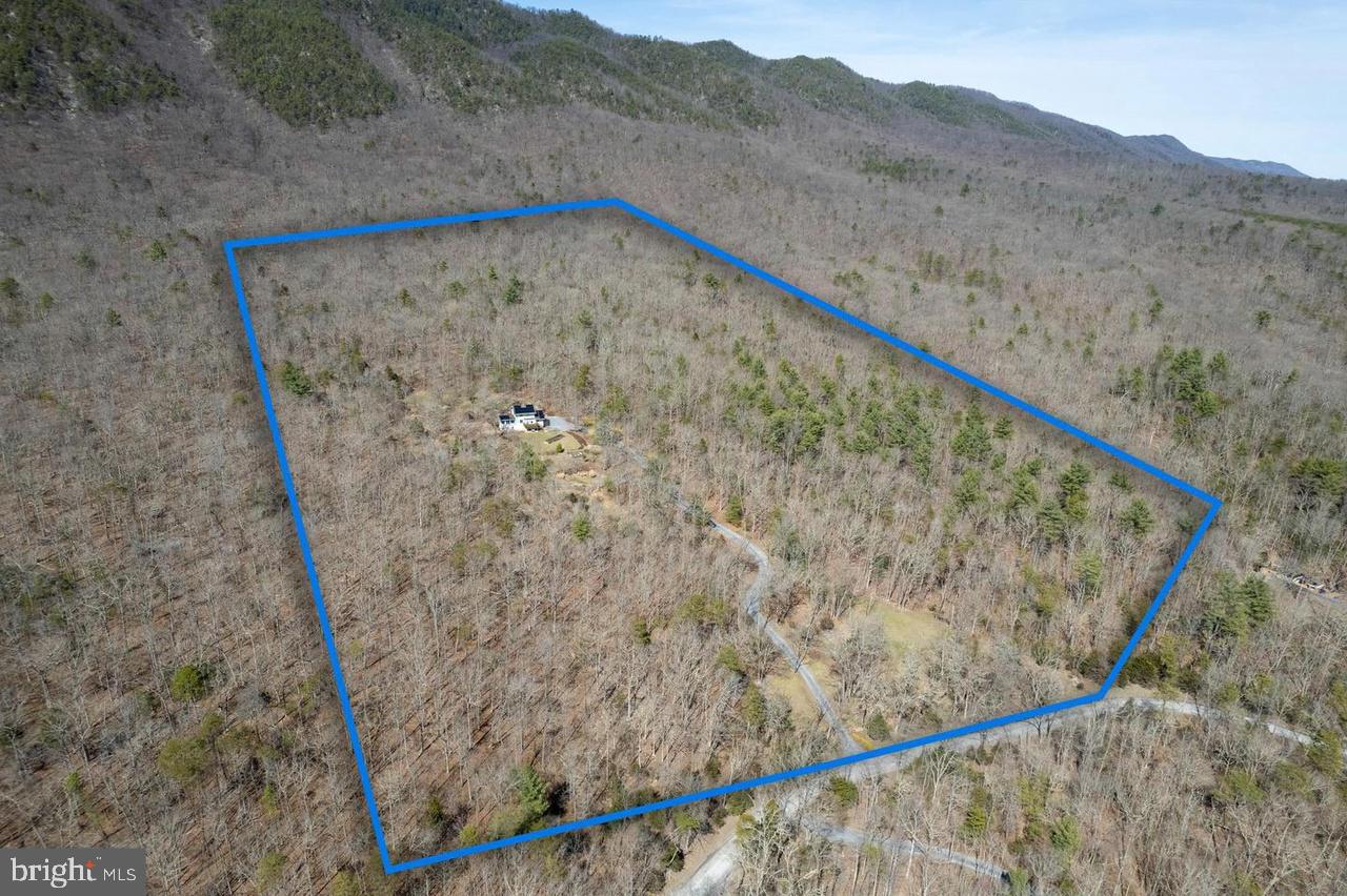 1131 Page Valley Road, Luray