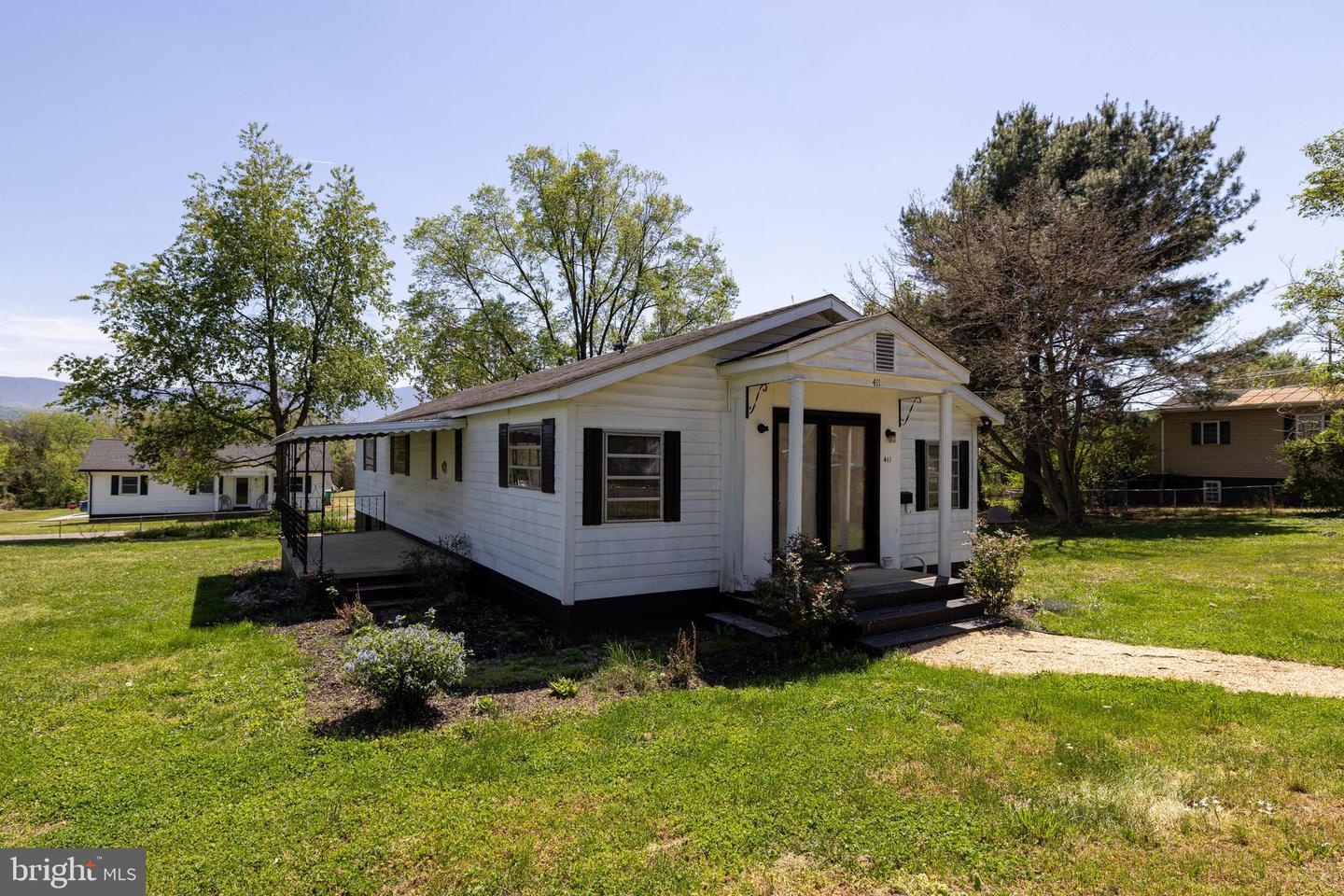 411 Fourth Street