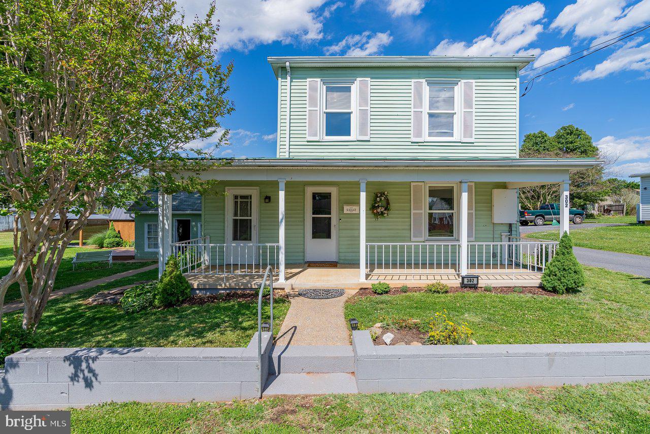 302 Woodland Avenue, Luray