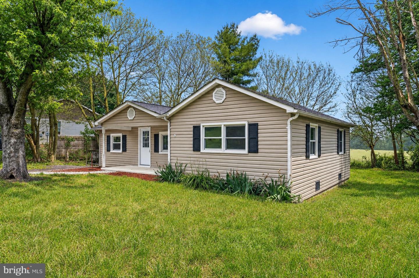 586 Eldon Yates Drive