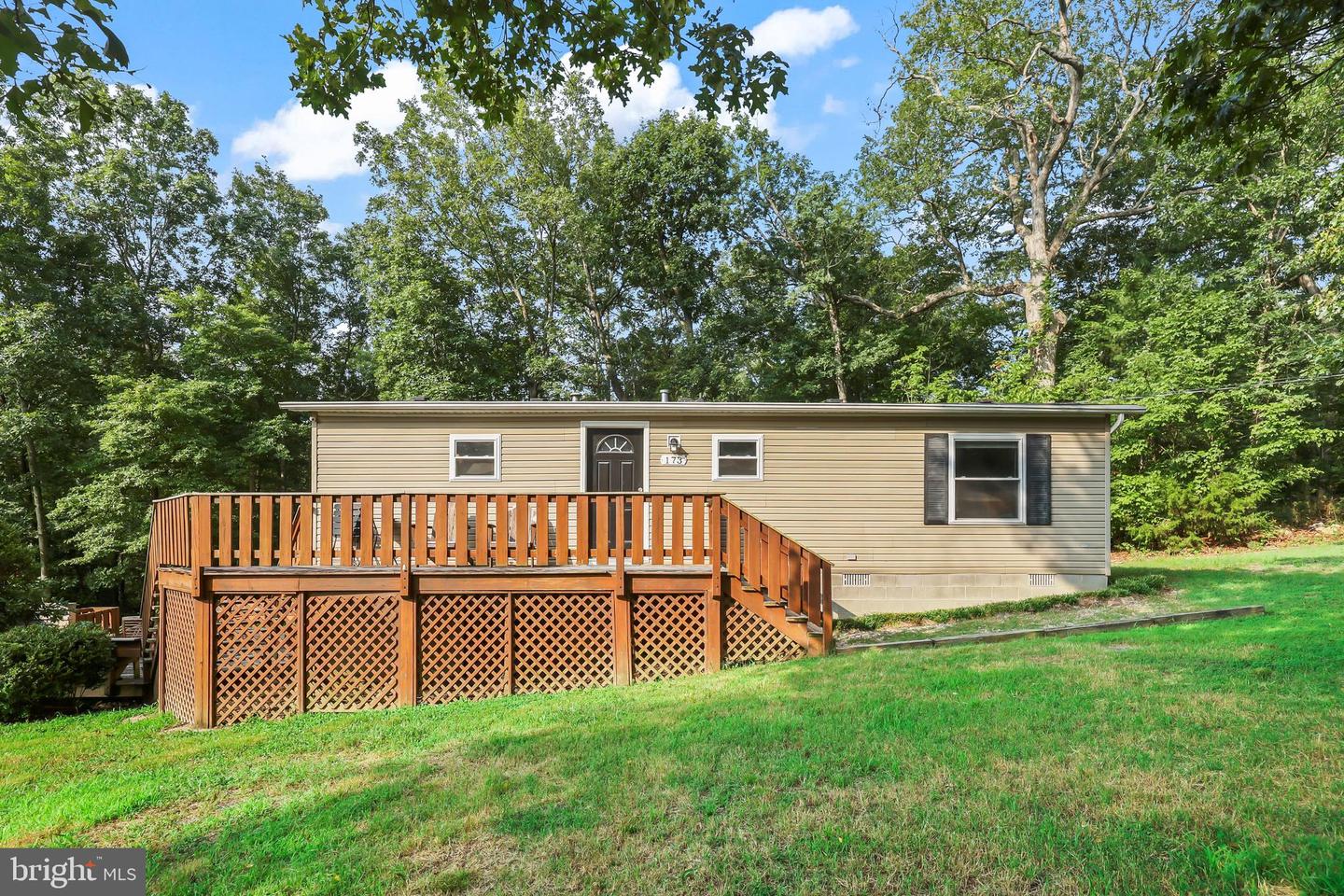 173 Meadow Road, Luray