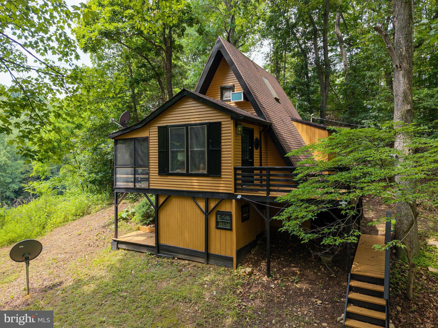 160 Piney Knoll Place