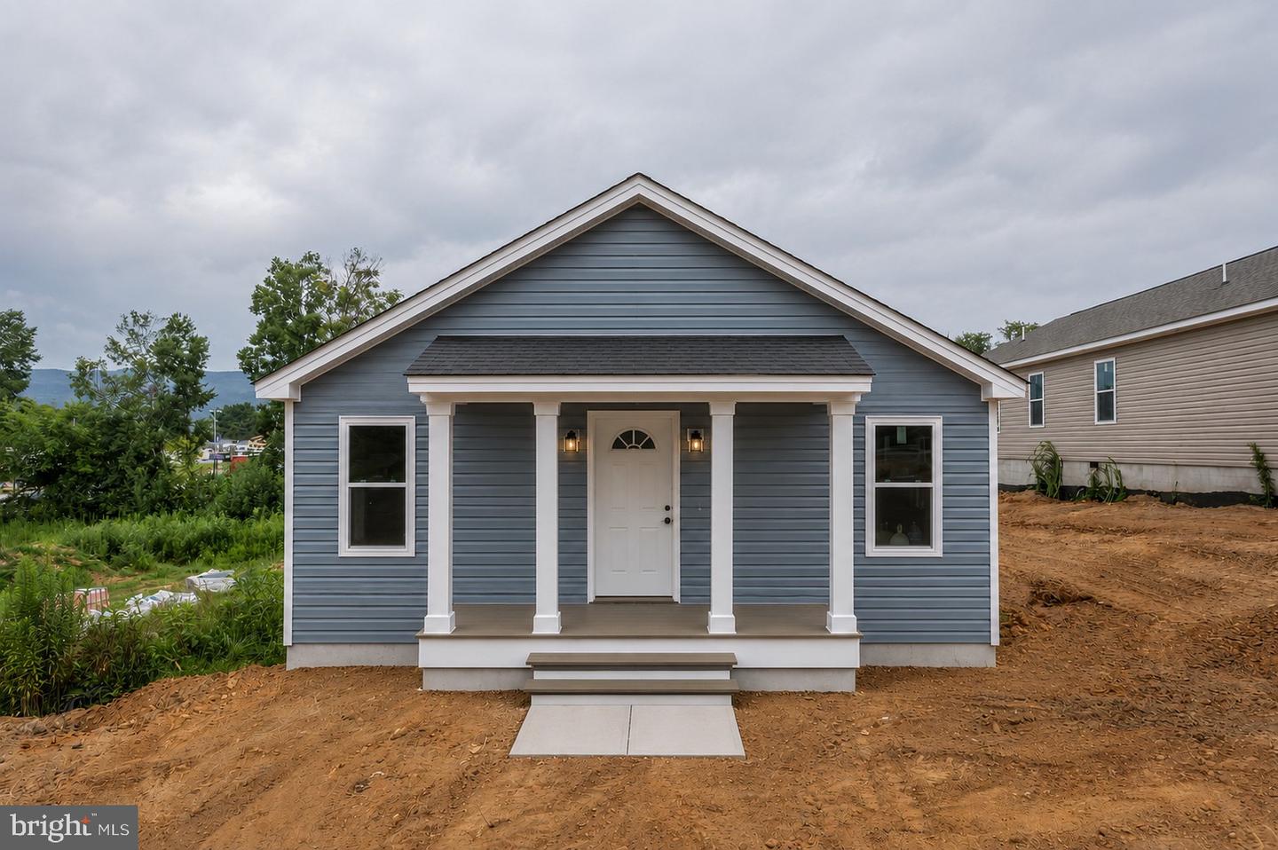387 Trenton Ave.