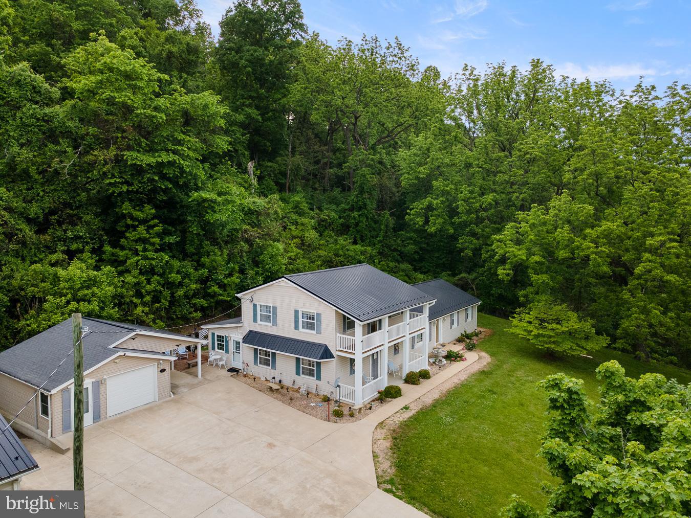 2586 Pine Grove Rd