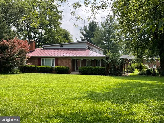 577 Old Farm Road