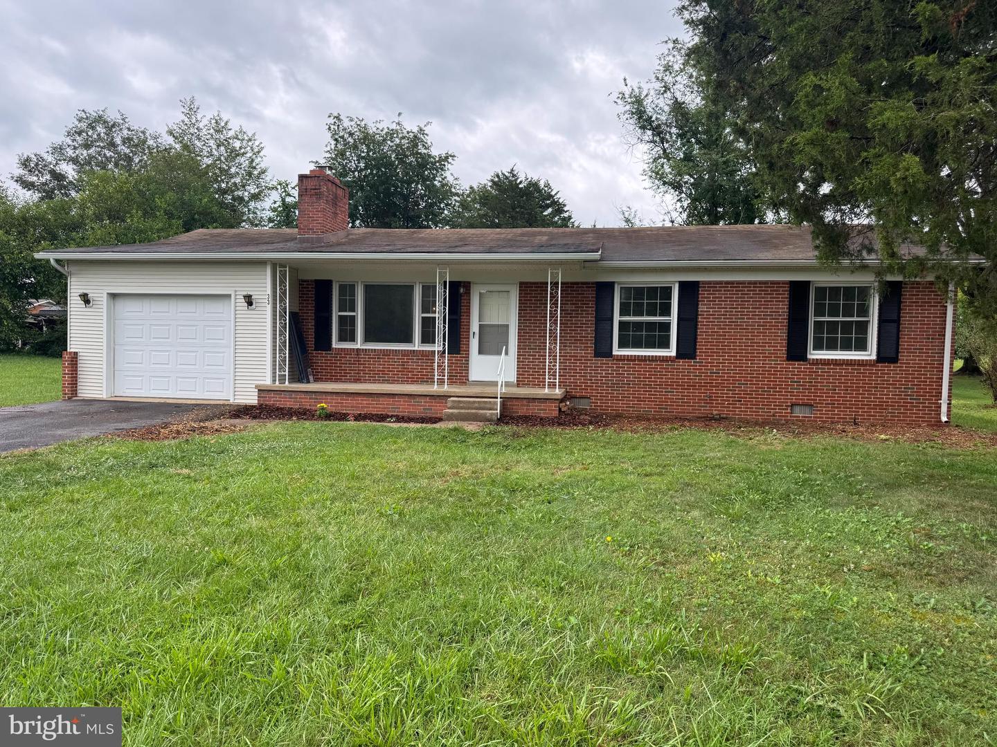 33 Wallace Avenue