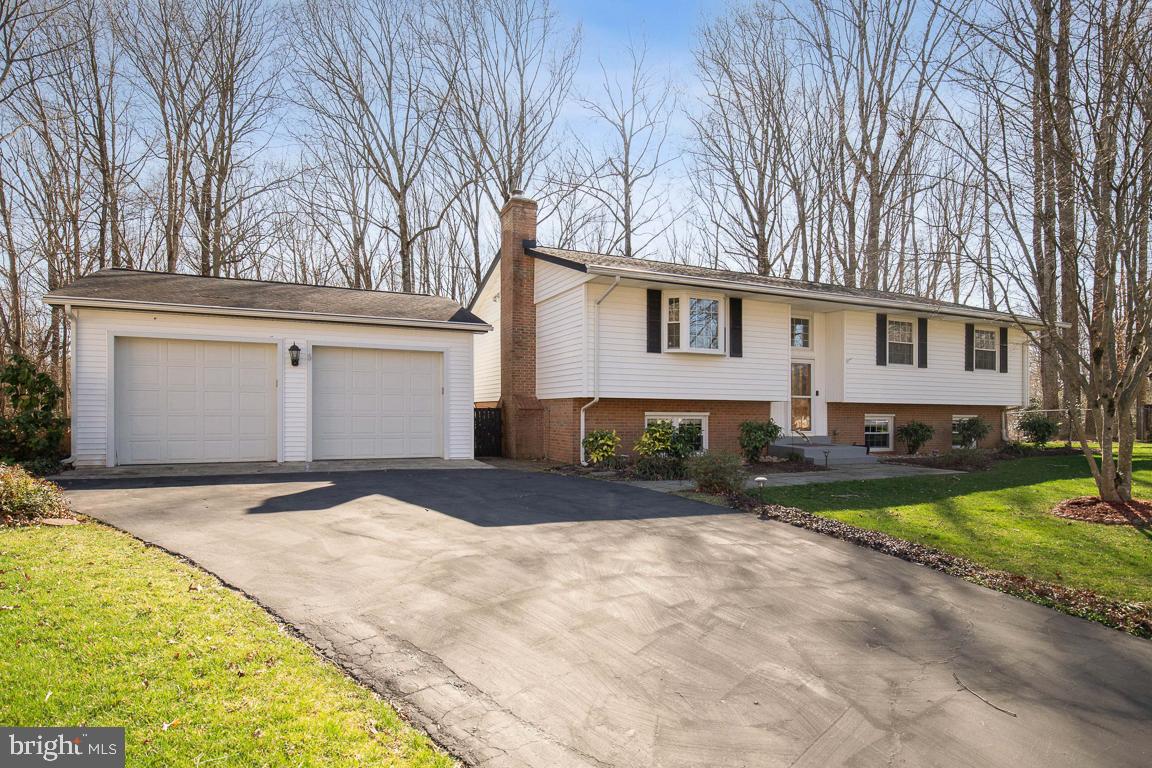 7301 Mariposa Drive, Manassas