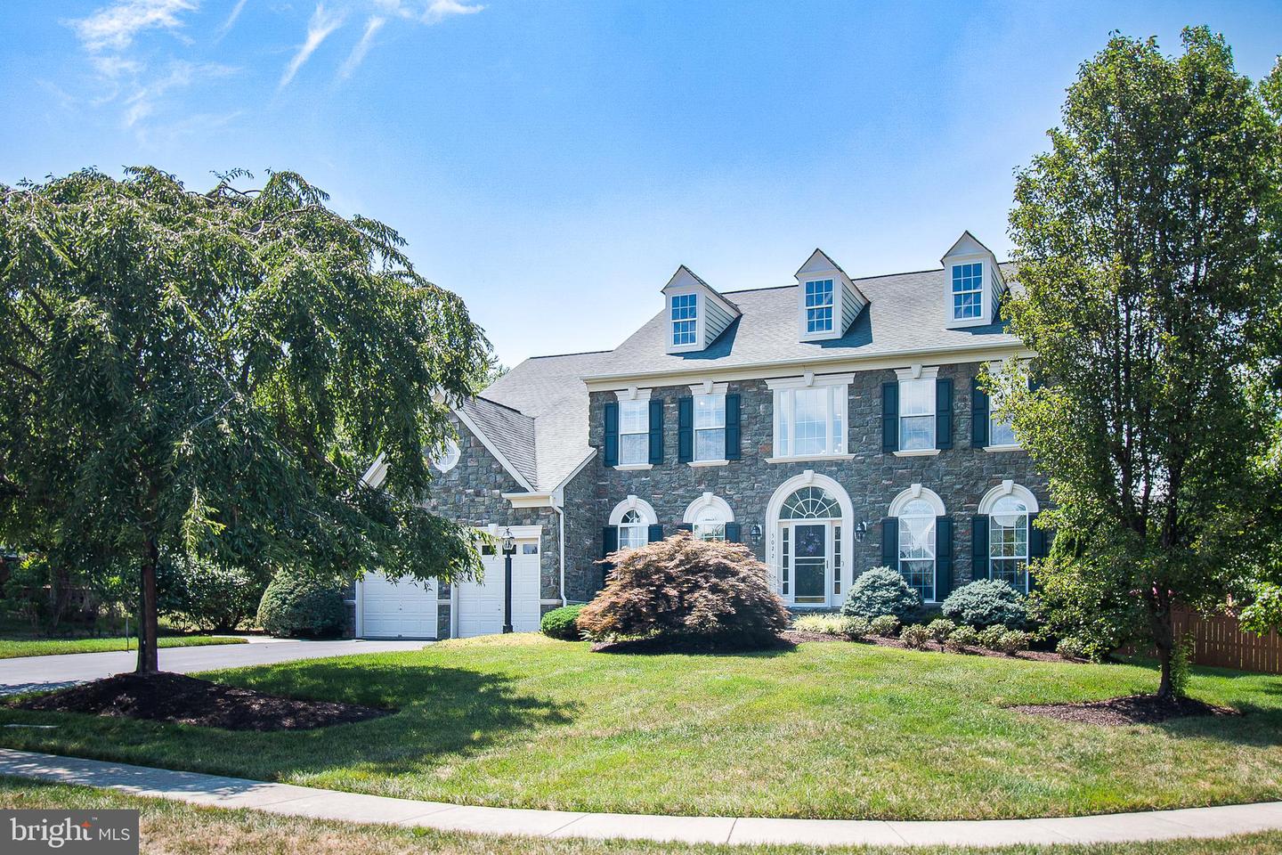 5022 Grand Beech Court, Haymarket
