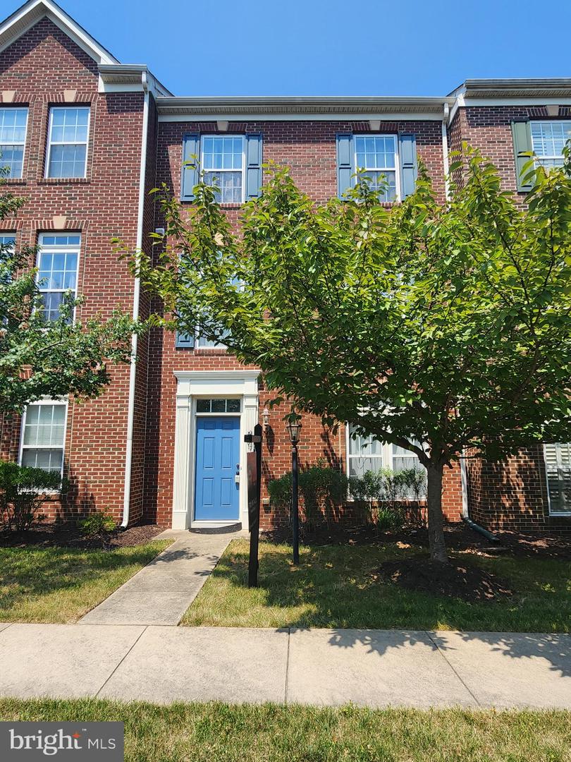 2157 Potomac Club Parkway, Woodbridge